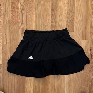 Adidas tennis/golf skirt. Size small